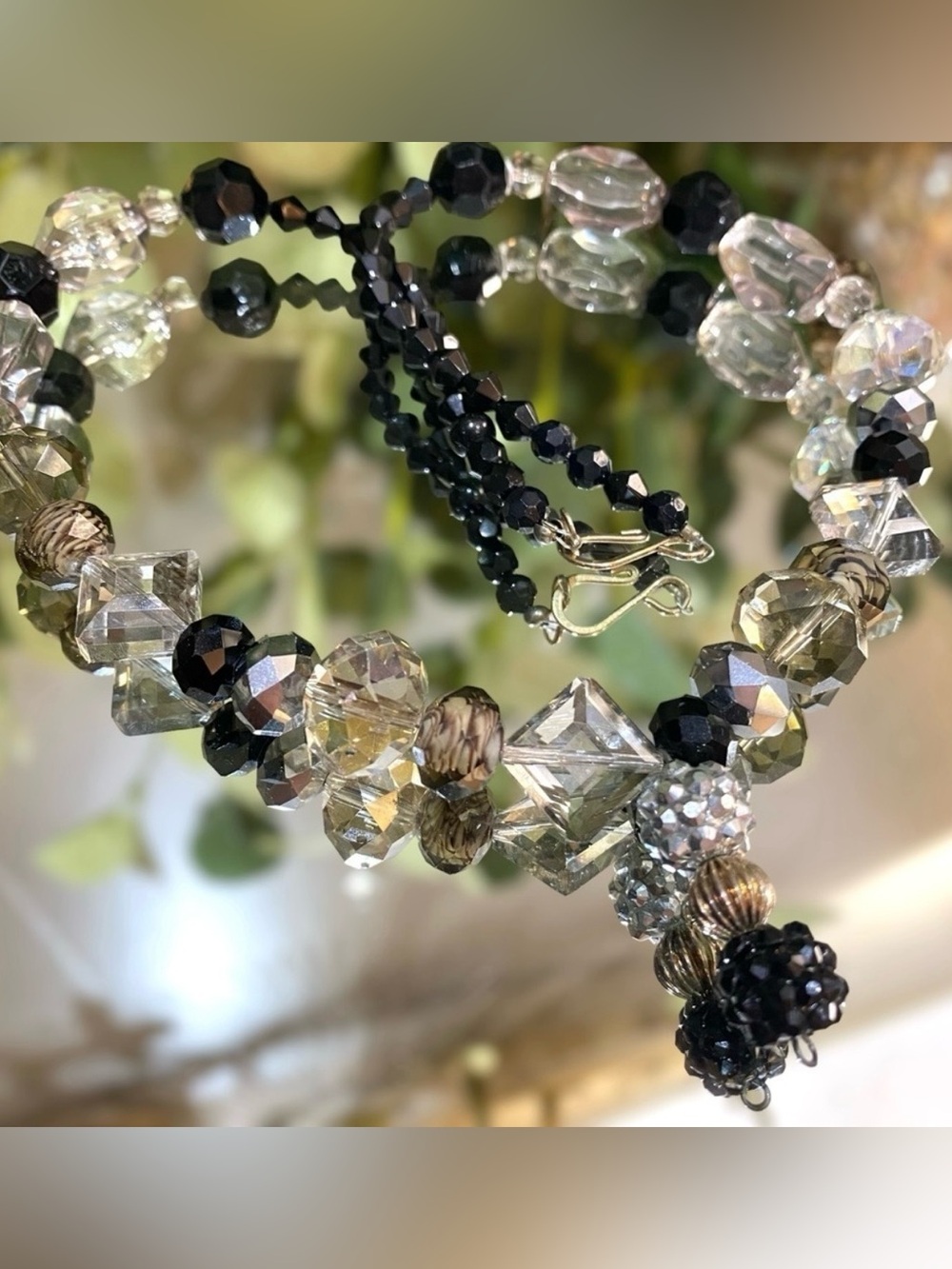 Vintage Faceted Glass Beaded Necklace Black Clear 20” Beautiful